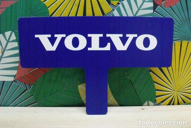 Coches y motocicletas: Paleta Mano Publicitaria Volvo