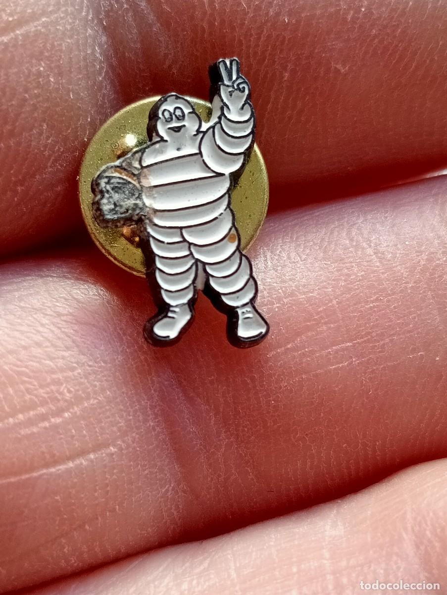 Coches y motocicletas: PINS MASCOTA NEUMATICOS MICHELIN , MOTORES AUTOMOCION REPUESTOS RUEDAS CAUCHOS