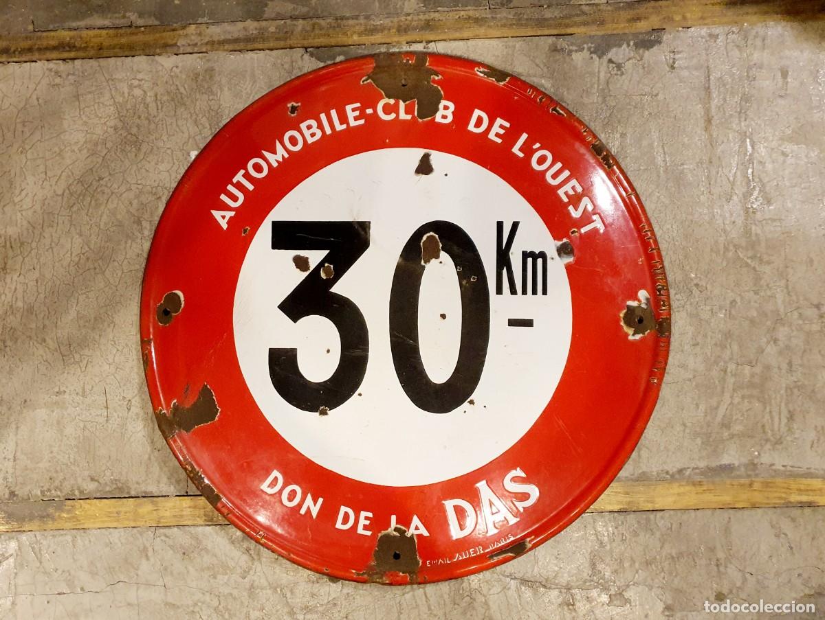 Automobili e Motociclette: Se&ntilde;al esmaltada original. 24 horas de Lemans, 1937.