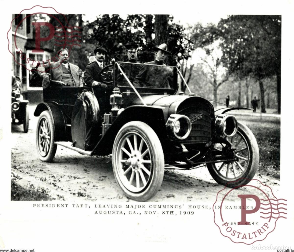 Coches y motocicletas: RAMBLER 1909 PRESIDENT TAFT LEAVING MAJOR CUMMINGS HOUSE 25,5*20,5CM USA MOTOR CARS COCHES Bryan Go