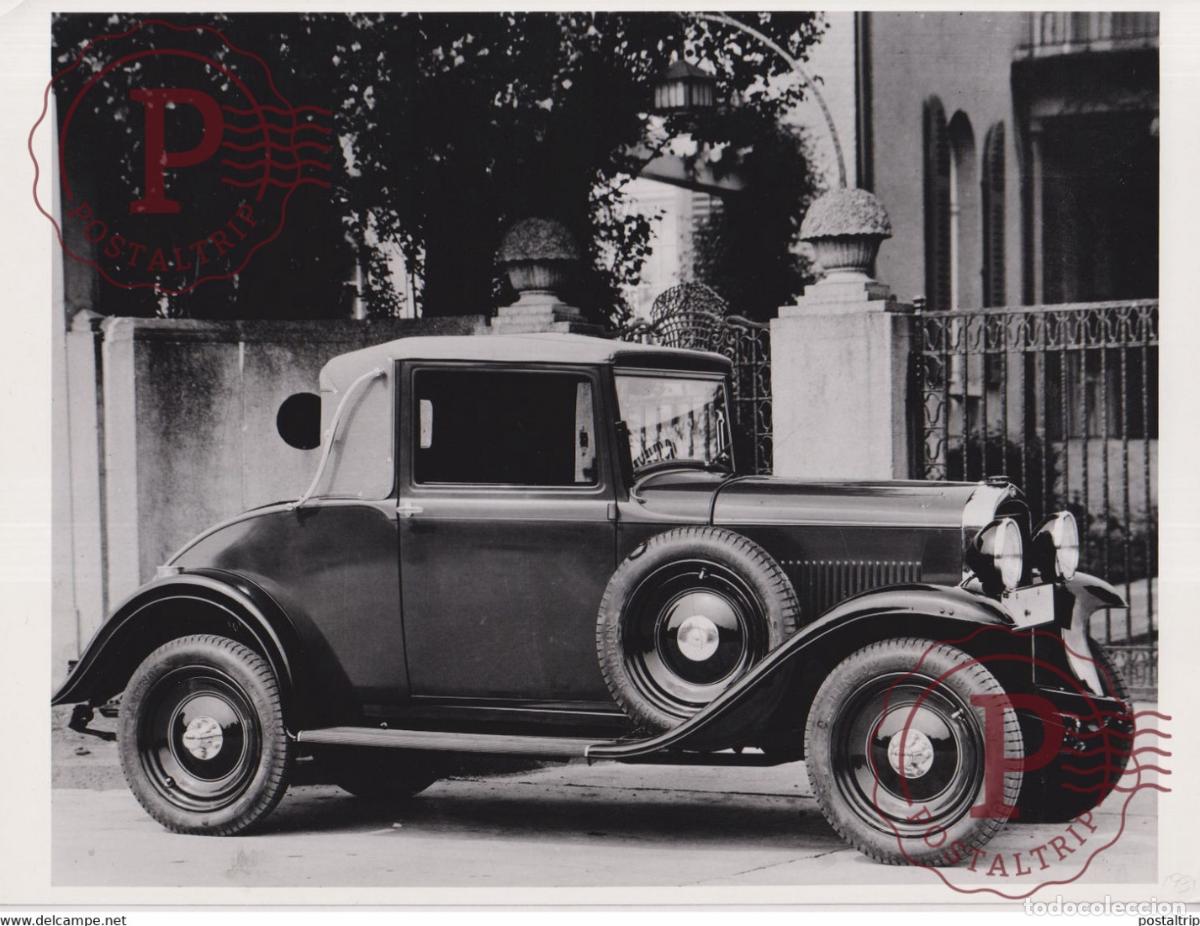 Coches y motocicletas: OPEL 1,8 LITER 2 PASSENGER CABRIOLET WITH DICKEY SEAT 1931 AUTOMOBILE 24*18CM MOTOR CAR COCHES Brya
