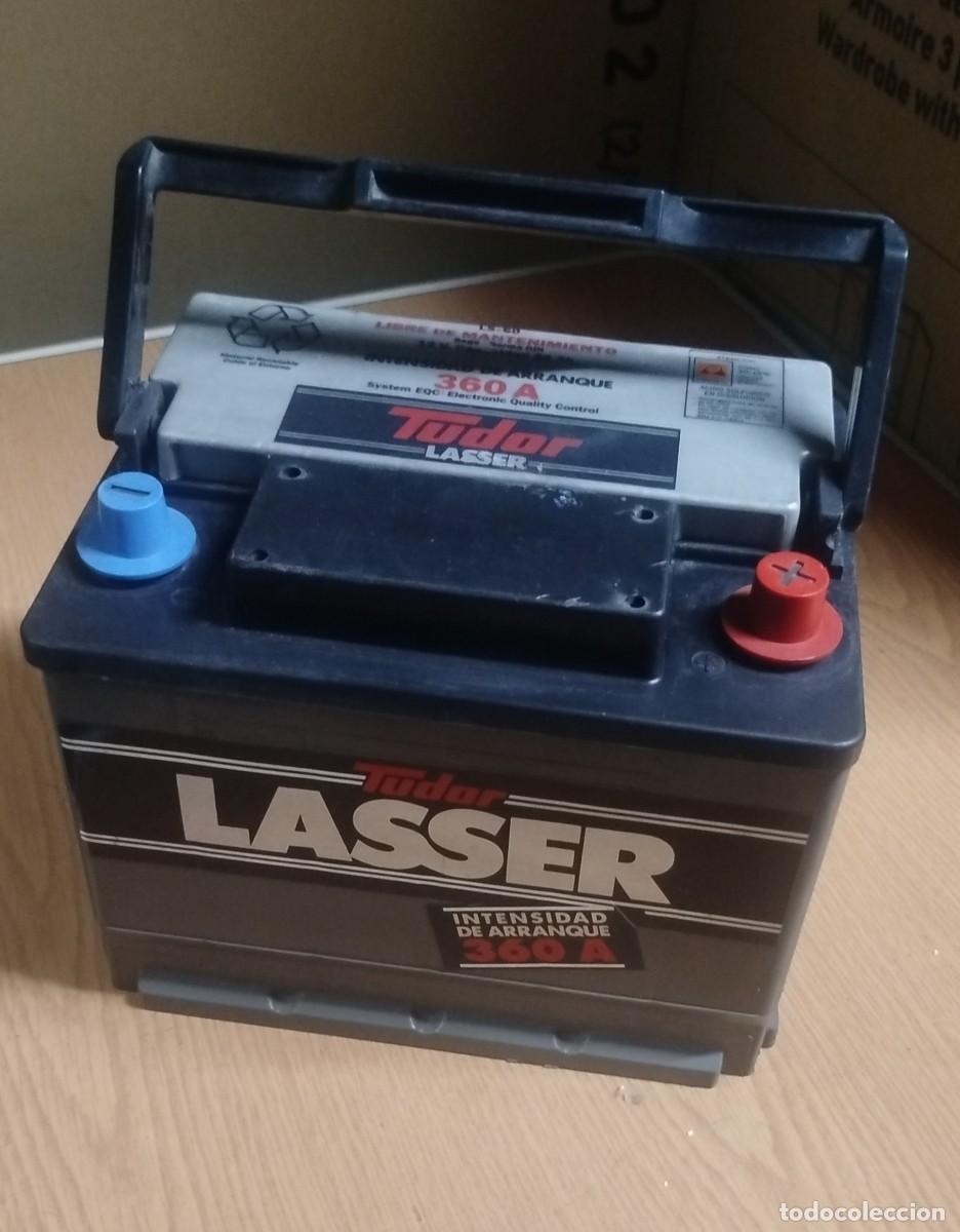 Coches y motocicletas: Bater&iacute;a Tudor Lasser atrezzo