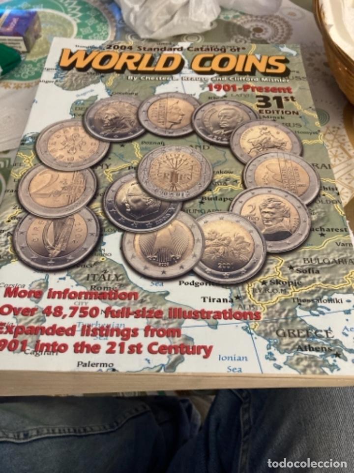 Catálogos y Libros de Monedas: Libro world coins - Foto 1 - 265849874