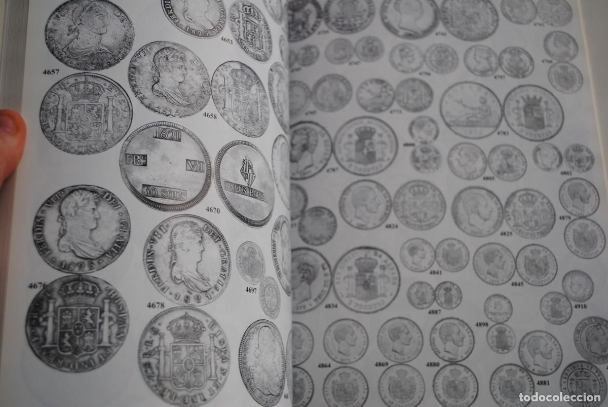 Cat&aacute;logos y libros de monedas: CATALOGO SUBASTA NUMISMATICA AUREO 2005 - Foto 2