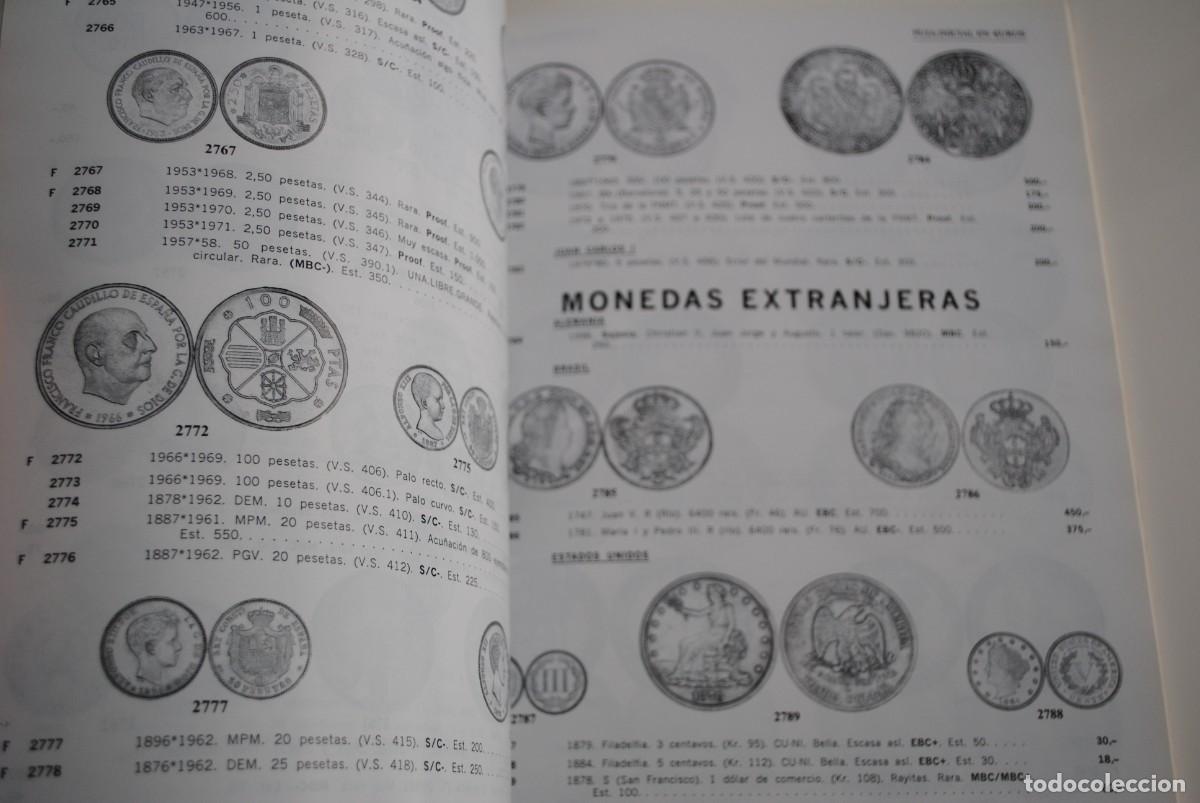 Cat&aacute;logos y libros de monedas: CATALOGO SUBASTA NUMISMATICA AUREO 2005 - Foto 3