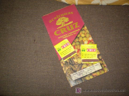 Cat&aacute;logos publicitarios: TRIPTICO DE ACEITUNAS CRUZ Y 2 CAJETILLAS DE CERILLAS.