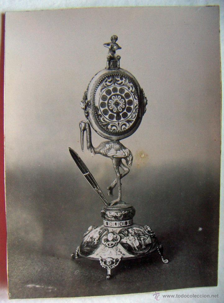 Cat&aacute;logos publicitarios: Vieja fotografia Asenjo muestrario de repujados