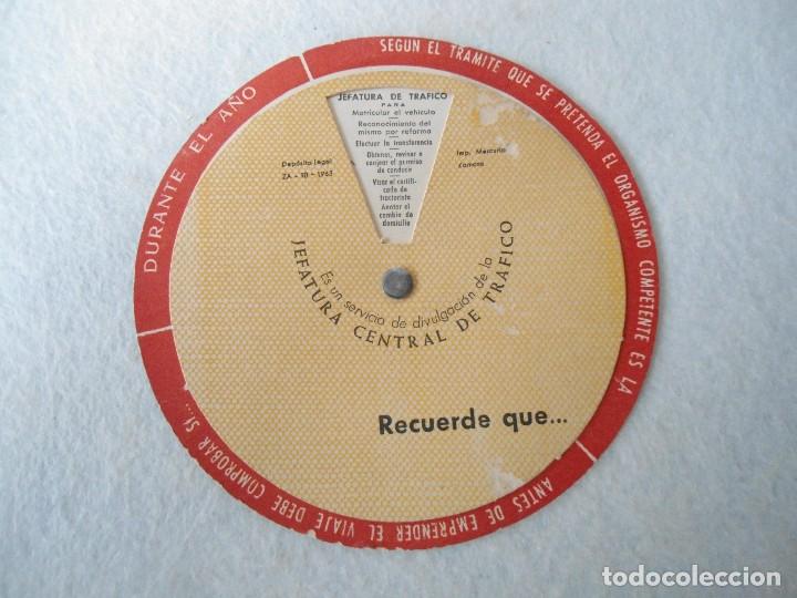 Cat&aacute;logos publicitarios: ANTIGUO DISCO DE CARTON PUBLICIDAD DE LA JEFATURA CENTRAL DE TRAFICO 1963