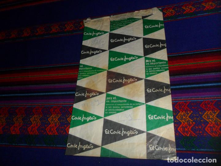 Catalogues publicitaires: BOLSA DE PAPEL DE EL CORTE INGL&Eacute;S 30X18 CMS. A&Ntilde;O 1971. RARA.