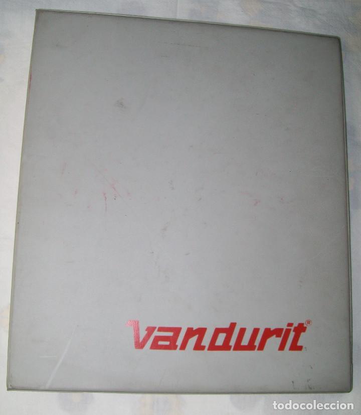 Cat&aacute;logos publicitarios: CARPETA CAT&Aacute;LOGO VANDURIT