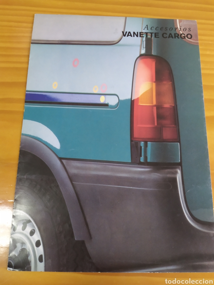 Cat&aacute;logos publicitarios: Nissan Vanette Cargo -Accesorios - Foto 1