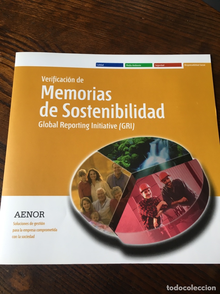 Werbekataloge: Memorias de sostenibilidad Aenor