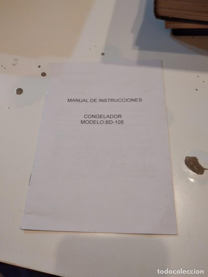 Catalogues publicitaires: G-63 MANUAL DE INSTRUCCIONES CONGELADOR MODELO BD-105