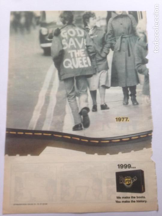 Cat&aacute;logos publicitarios: DR MARTENS AIR WAIR - ANUNCIO PRENSA GOD SAVE THE QUEEN 1977-1999 - (REVISTA AB 1999)