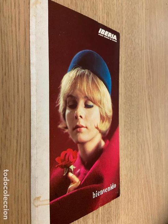Advertising Catalogs: IBERIA. BIENVENIDO. CARPETA DE BIENVENIDA CON DIVERSOS DOCUMENTOS. SOBRE PAPEL DE CARTA POSTAL 1968