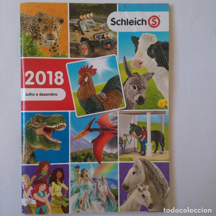 Cat&aacute;logos publicitarios: catalogo schleich 2018 de mu&ntilde;ecos y figuras folleto animales pitufos garfield snoopy portugal