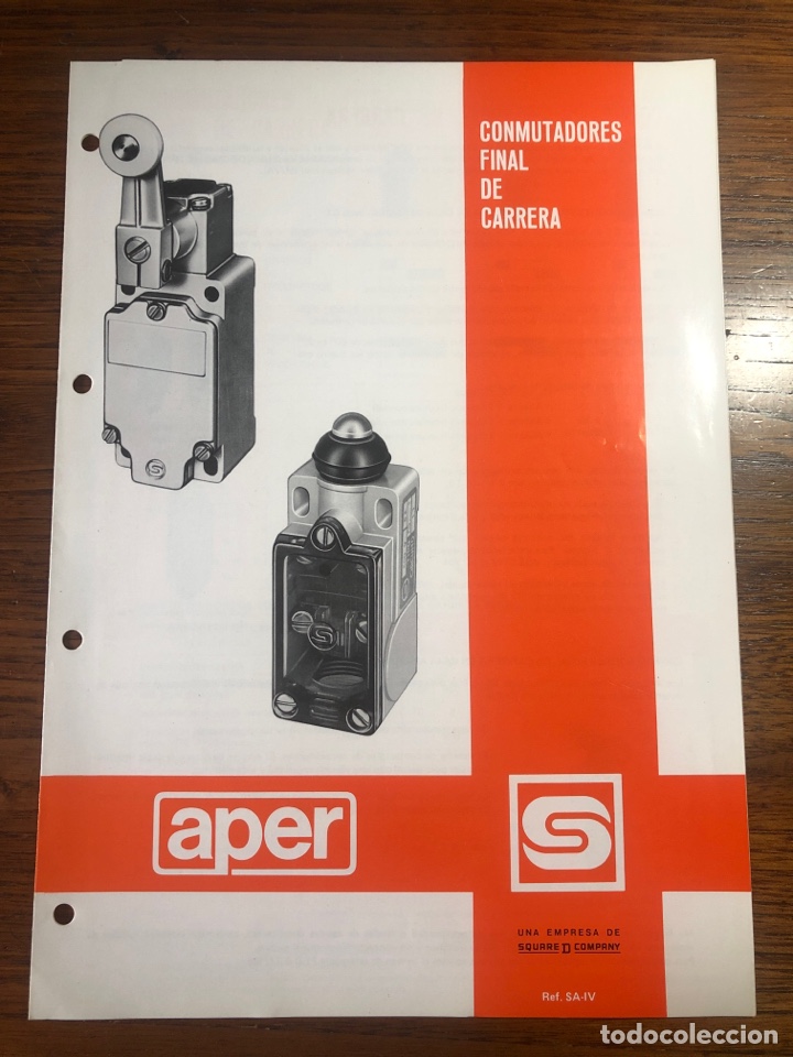 Cat&aacute;logos publicitarios: FOLLETO CAT&Aacute;LOGO CONMUTADORES FINAL DE CARRERA APER SQUARED 1981 - Foto 1