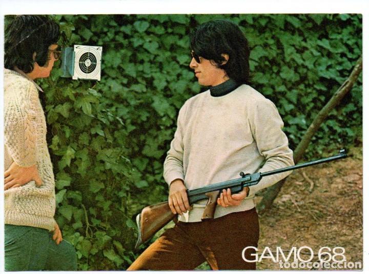 Cat&aacute;logos publicitarios: DIPTICO CON PUBLICIDAD DE INDUSTRIAS EL GAMO - GAMO 67 DE 1973