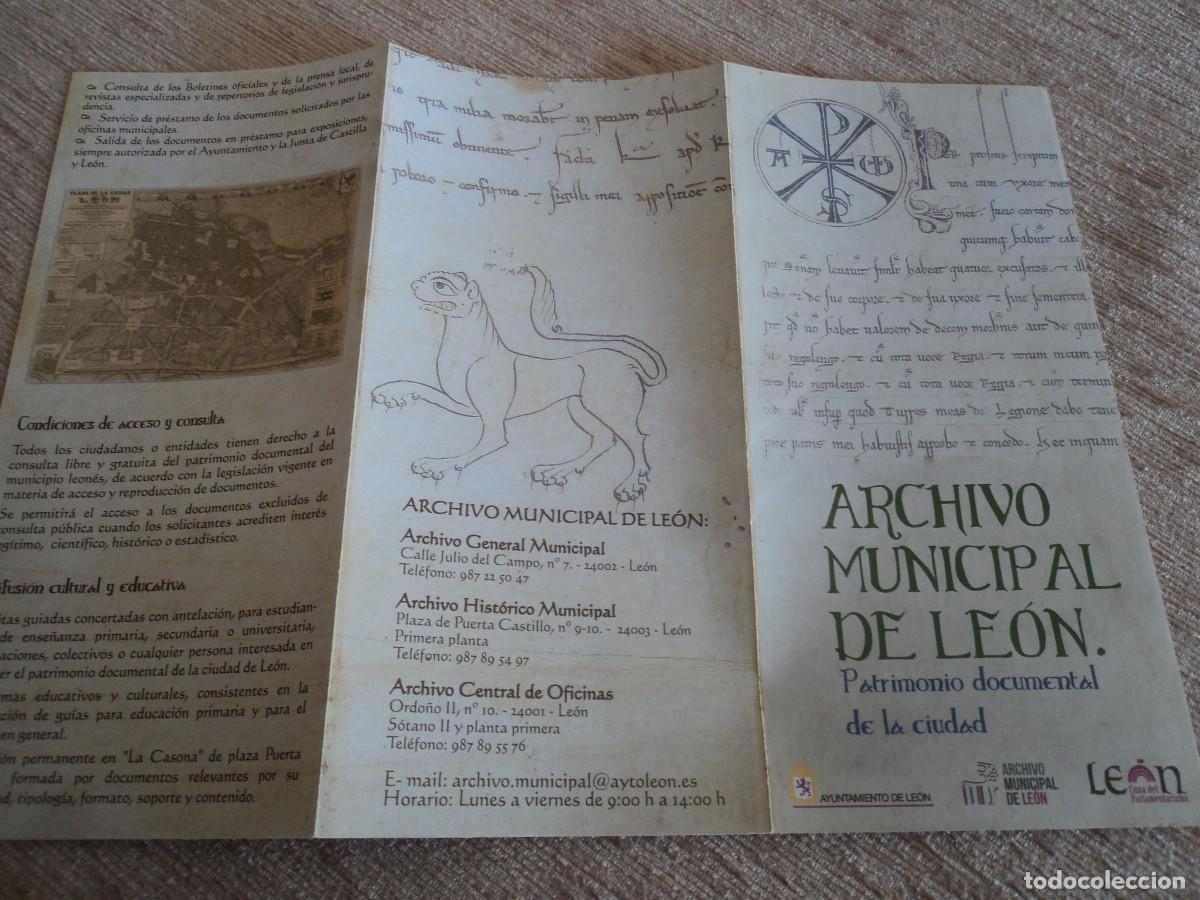 Catalogues publicitaires: triptico, archivo municipal de leon, patrimonio documental