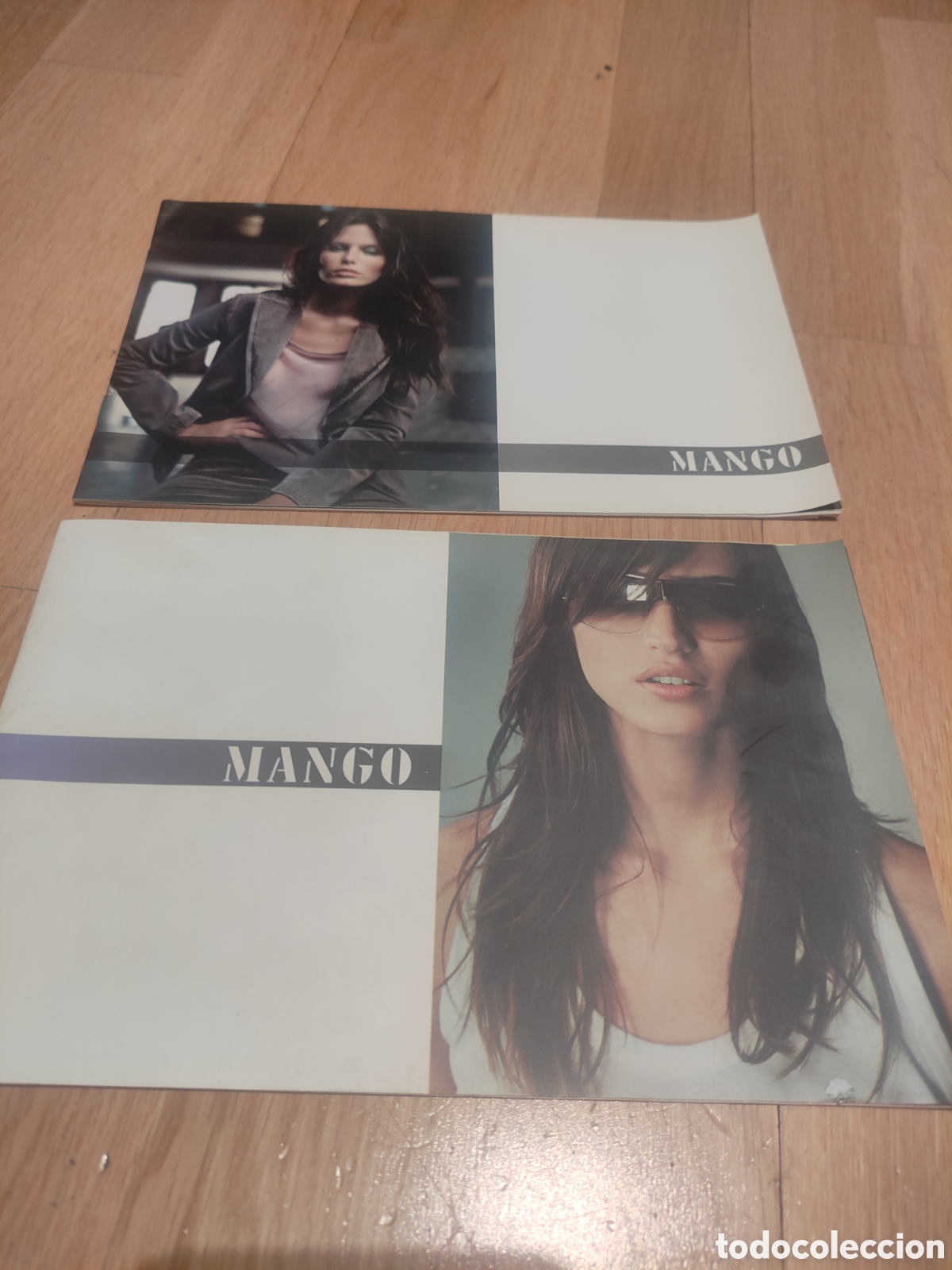Cat&aacute;logos publicitarios: Dos folletos de MANGO 2002 y 2003 - Foto 1