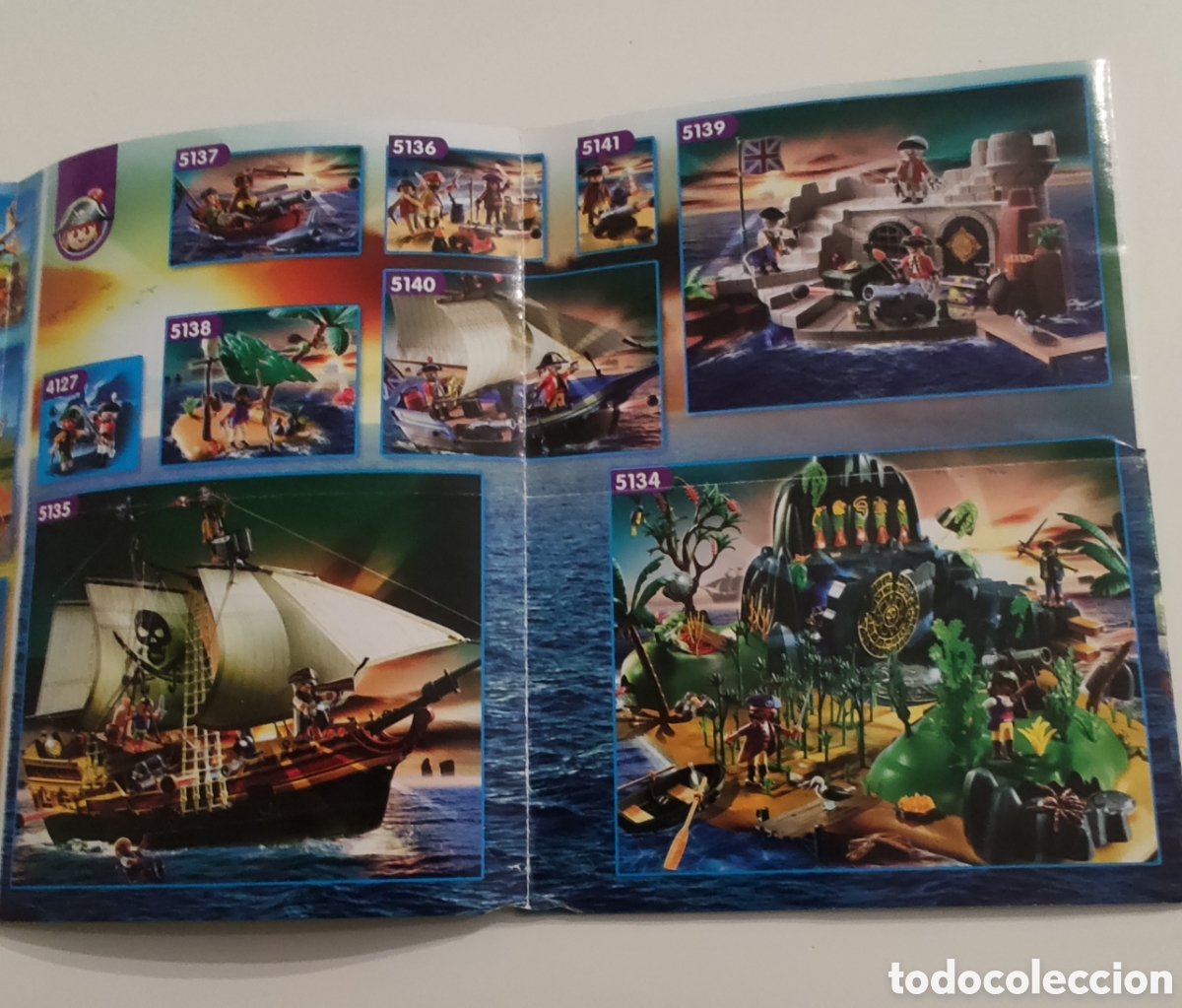 Cat&aacute;logos publicitarios: Mini cat&aacute;logo Playmobil 2011. - Foto 2