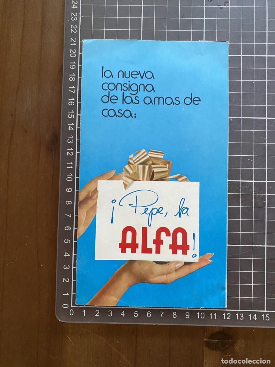 Cat&aacute;logos publicitarios: CATALOGO DESPLEGABLE MAQUINAS DE COSER ALFA, PEPE LA ALFA ! PORT&Aacute;TIL, MUY BUEN ESTADO