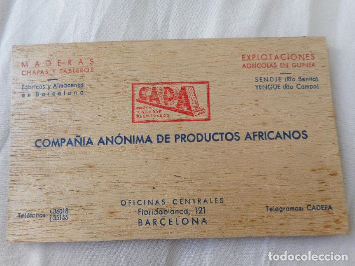 Werbekataloge: ANTIGUA TARJETA DE MADERA. CAPA COMPA&Ntilde;IA ANONIMA PRODUCTOS AFRICANOS. GUINEA. BARCELONA