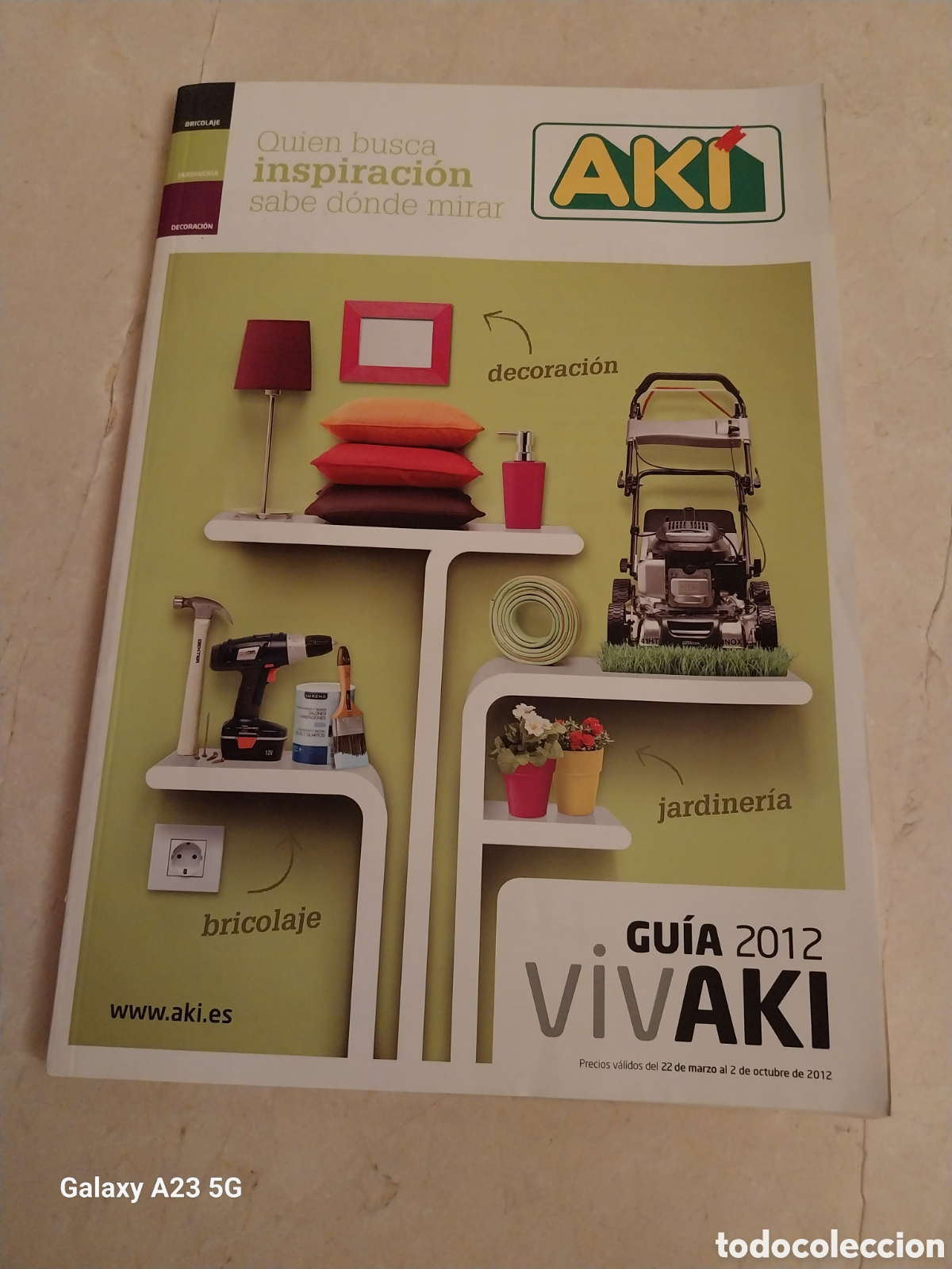 Cat&aacute;logos publicit&aacute;rios: AKI. GUIA 2012. VIVAAKI