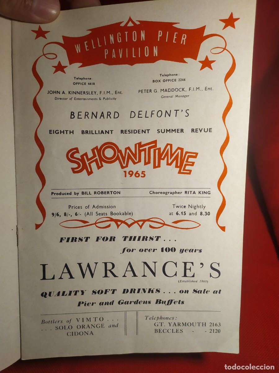 Cat&aacute;logos publicitarios: 1965. Aut&oacute;grafos c&oacute;micos famosos. Programa Showtime. - Foto 4