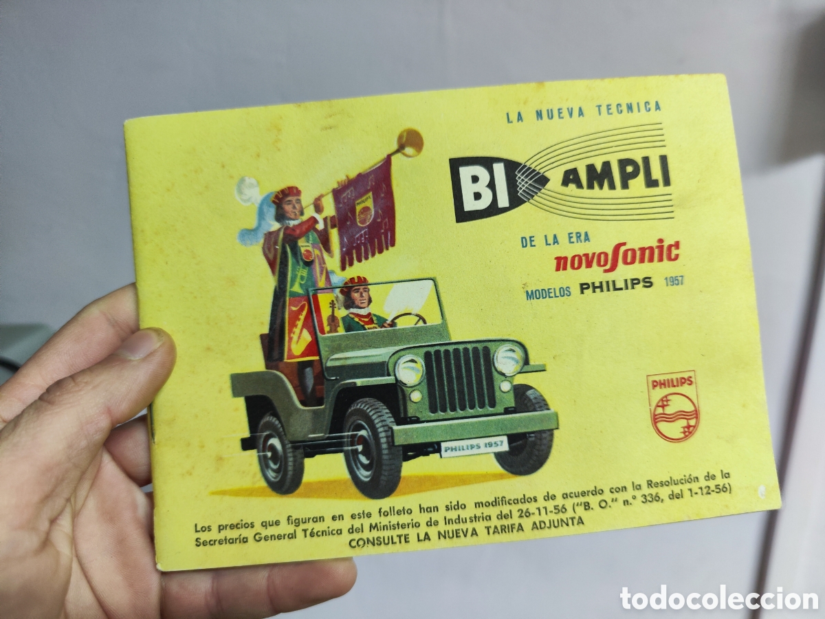 Cat&aacute;logos publicitarios: CATALOGO DE RADIOS Y TOCADISCOS PHILIPS DE 1957 - Foto 1