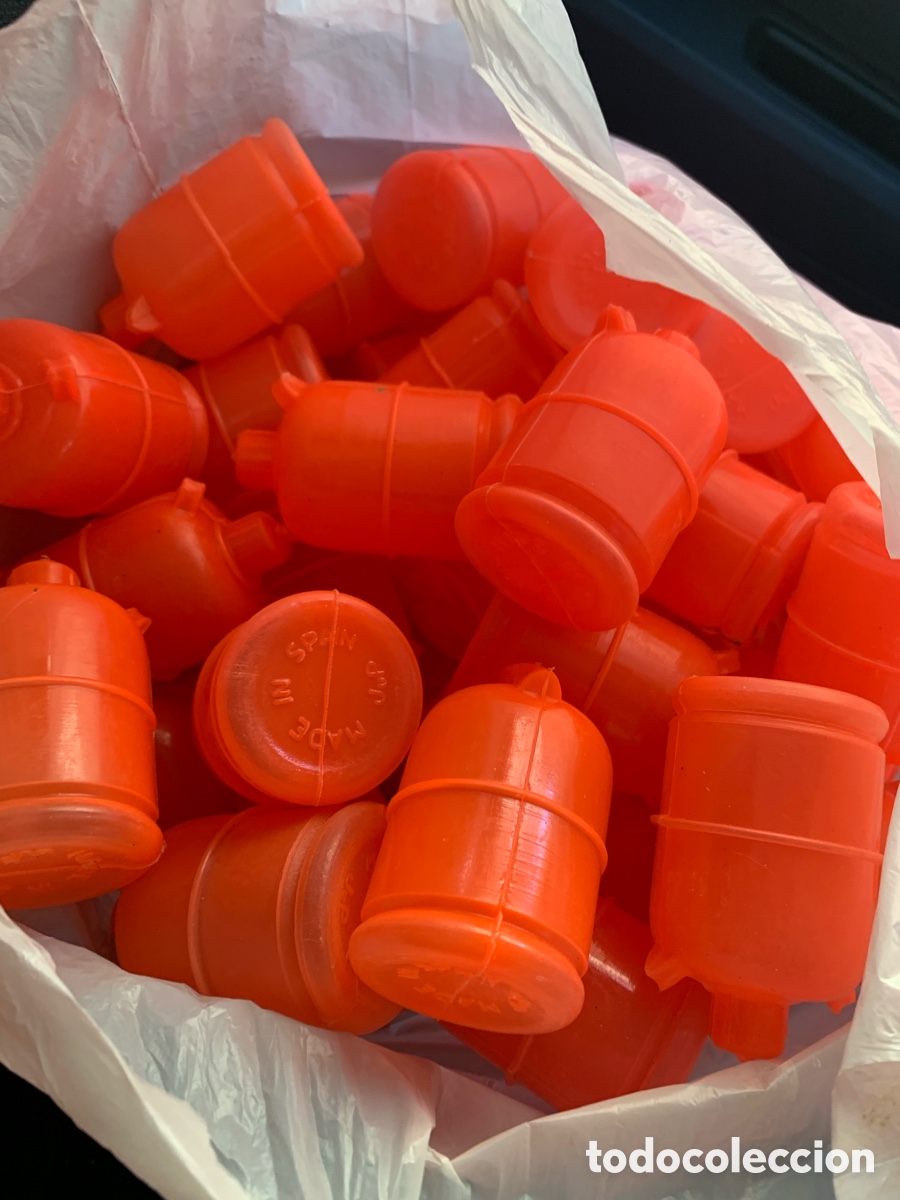 Cat&aacute;logos publicitarios: Lote 100 botellas de butano de plastico