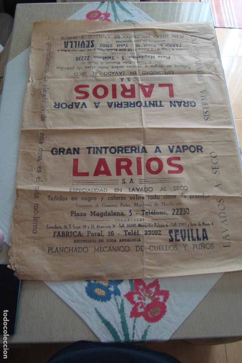 Cat&aacute;logos publicitarios: ANTIGUO PAPEL PUBLICITARIO. TINTORERIA A VAPOR LARIOS S.A LAVADO SECO. PLAZA MAGDALENA SEVILLA
