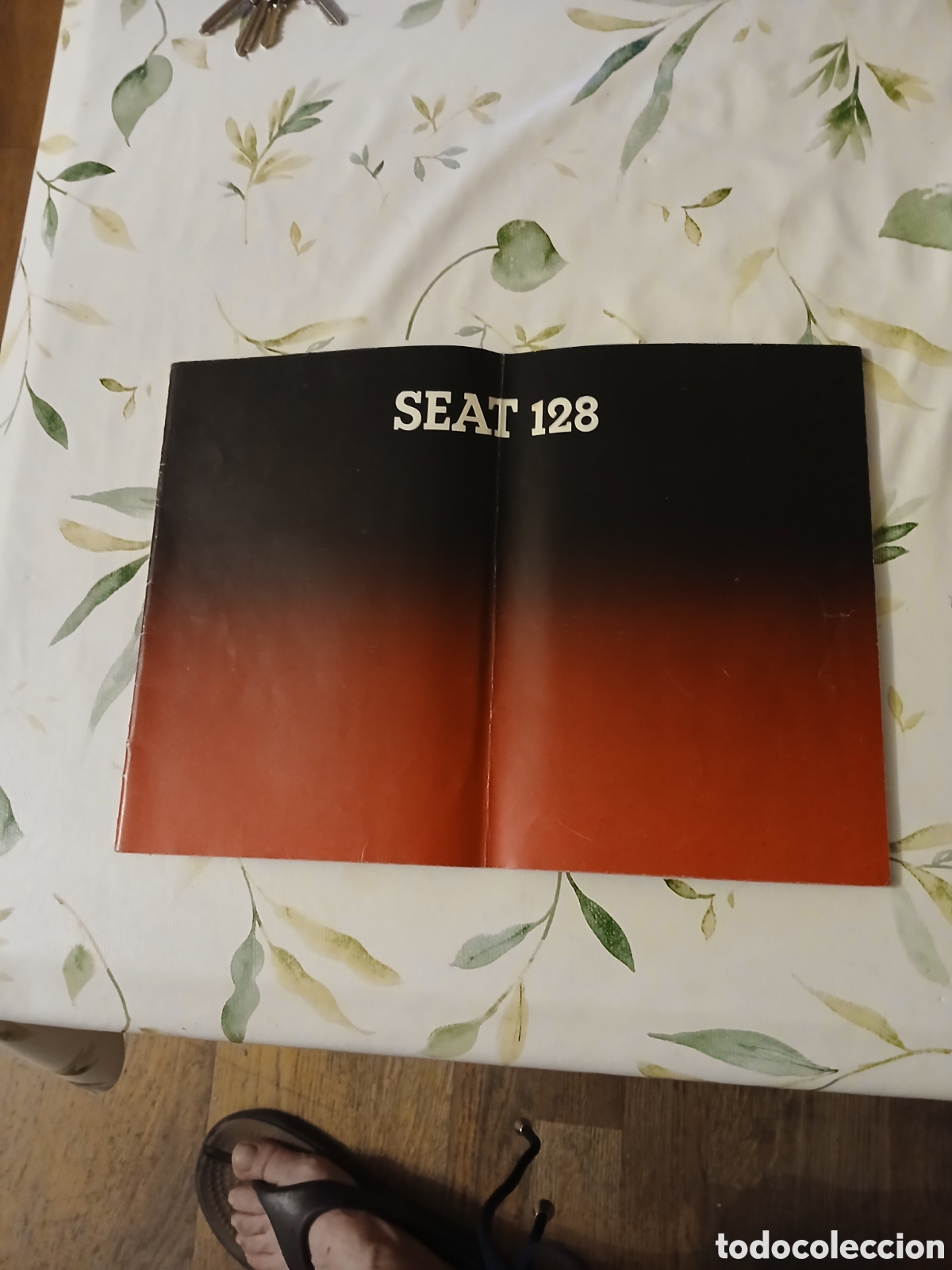 Cat&aacute;logos publicitarios: Cat&aacute;logos antiguos Seat 128 - Foto 2