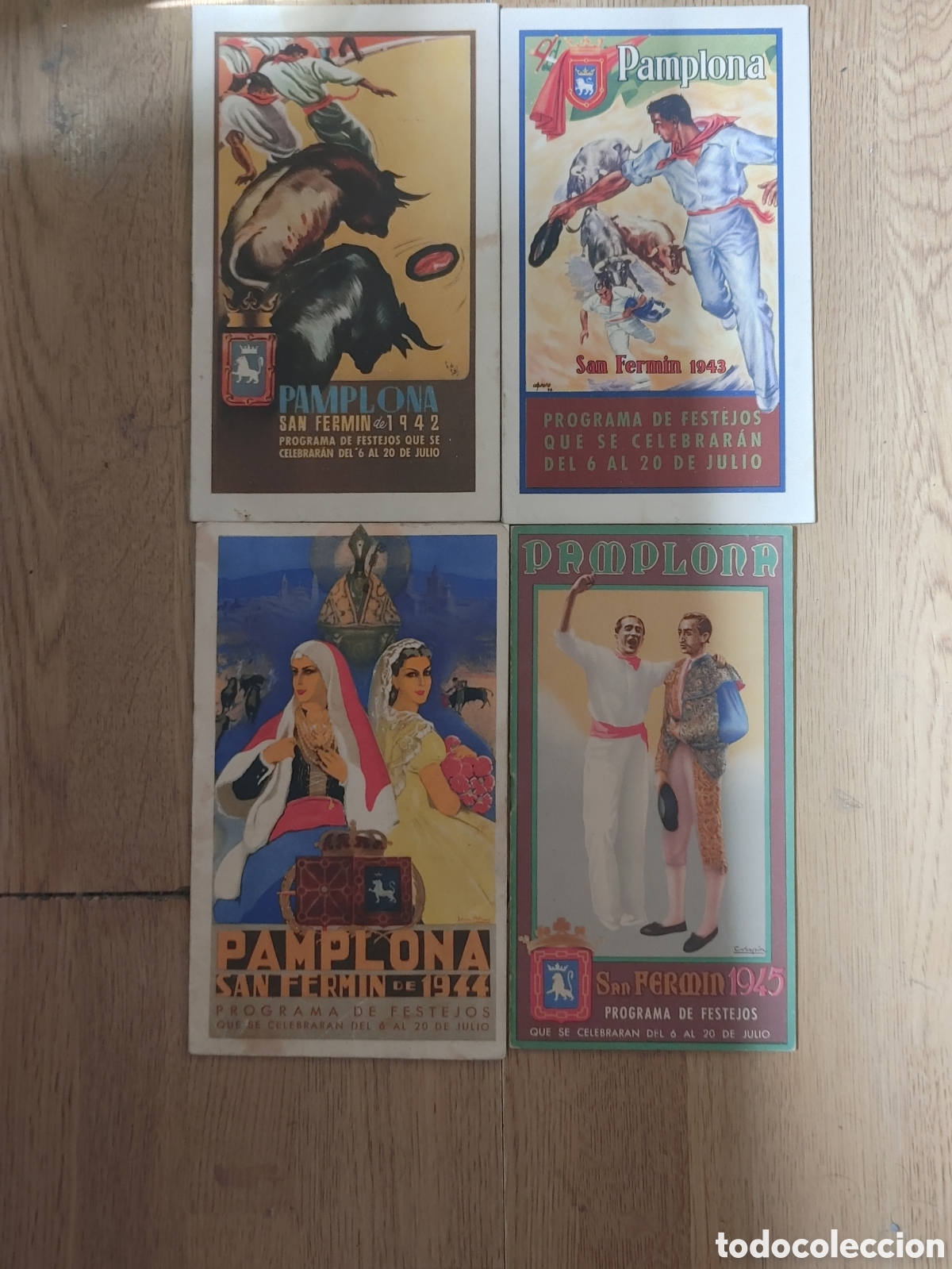 Cat&aacute;logos publicitarios: Cuatro programas de festejos de San Fermin. A&ntilde;os : 1942, 1943, 1944 y 1945.