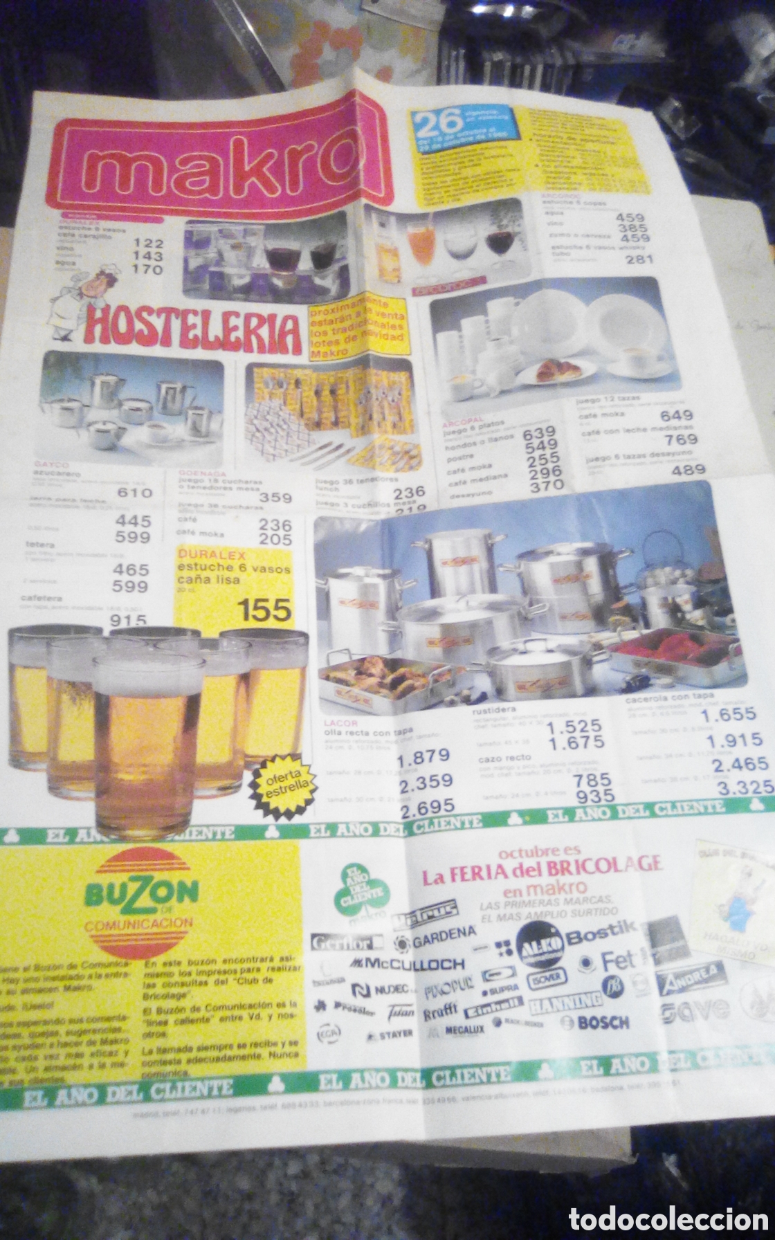 Cat&aacute;logos publicitarios: Folleto publicitario supermercado Makro. Octubre 1985. Mide 42 x 60 cm., son 4 p&aacute;ginas.