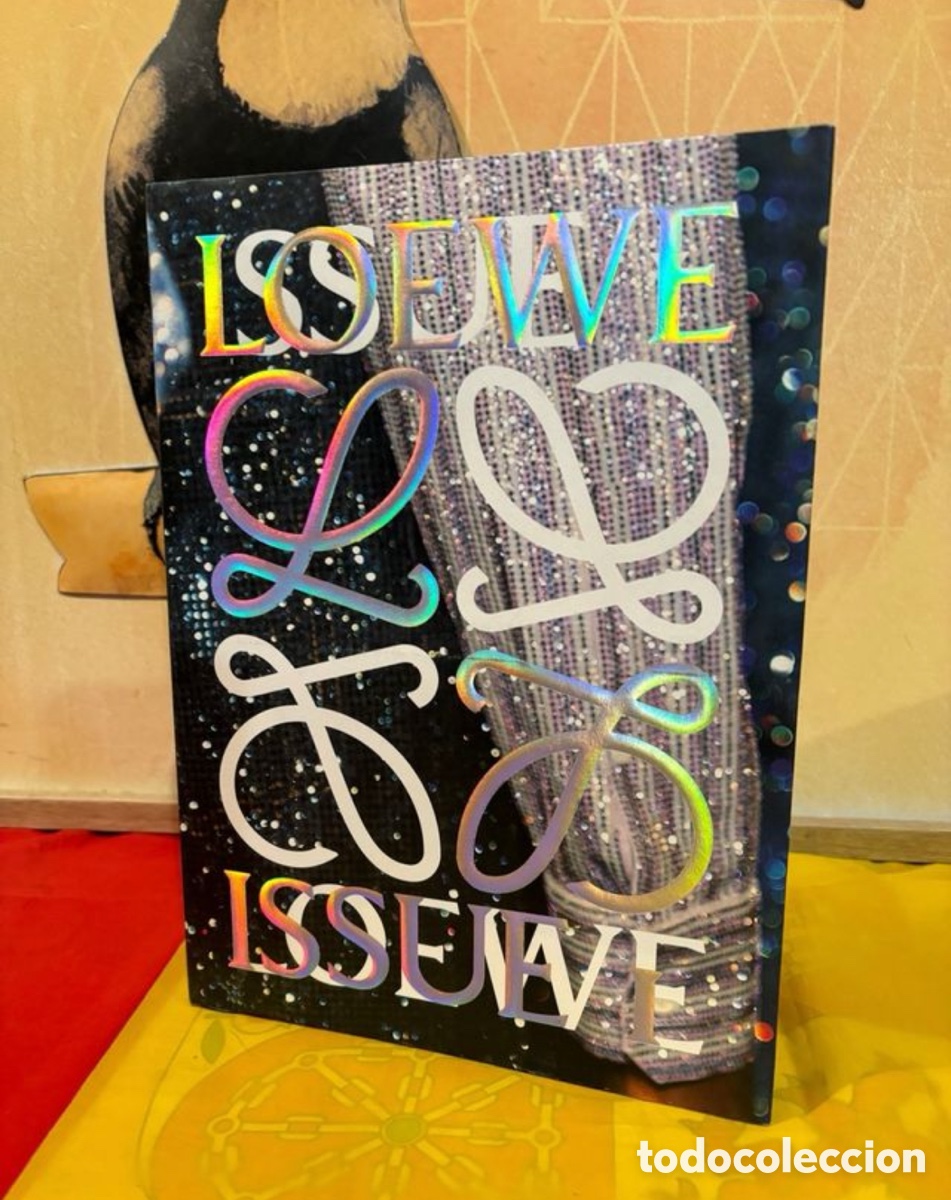 Cat&aacute;logos publicitarios: revista en ingl&eacute;s de la firma de lujo Loewe, el primer n&uacute;mero (Issue 1)