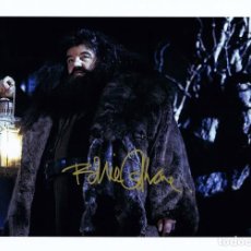 Cine: ROBBIE COLTRANE SIGNED HARRY POTTER AND THE SORCERER’S STONE 8X10 PHOTO. Lote 340730503