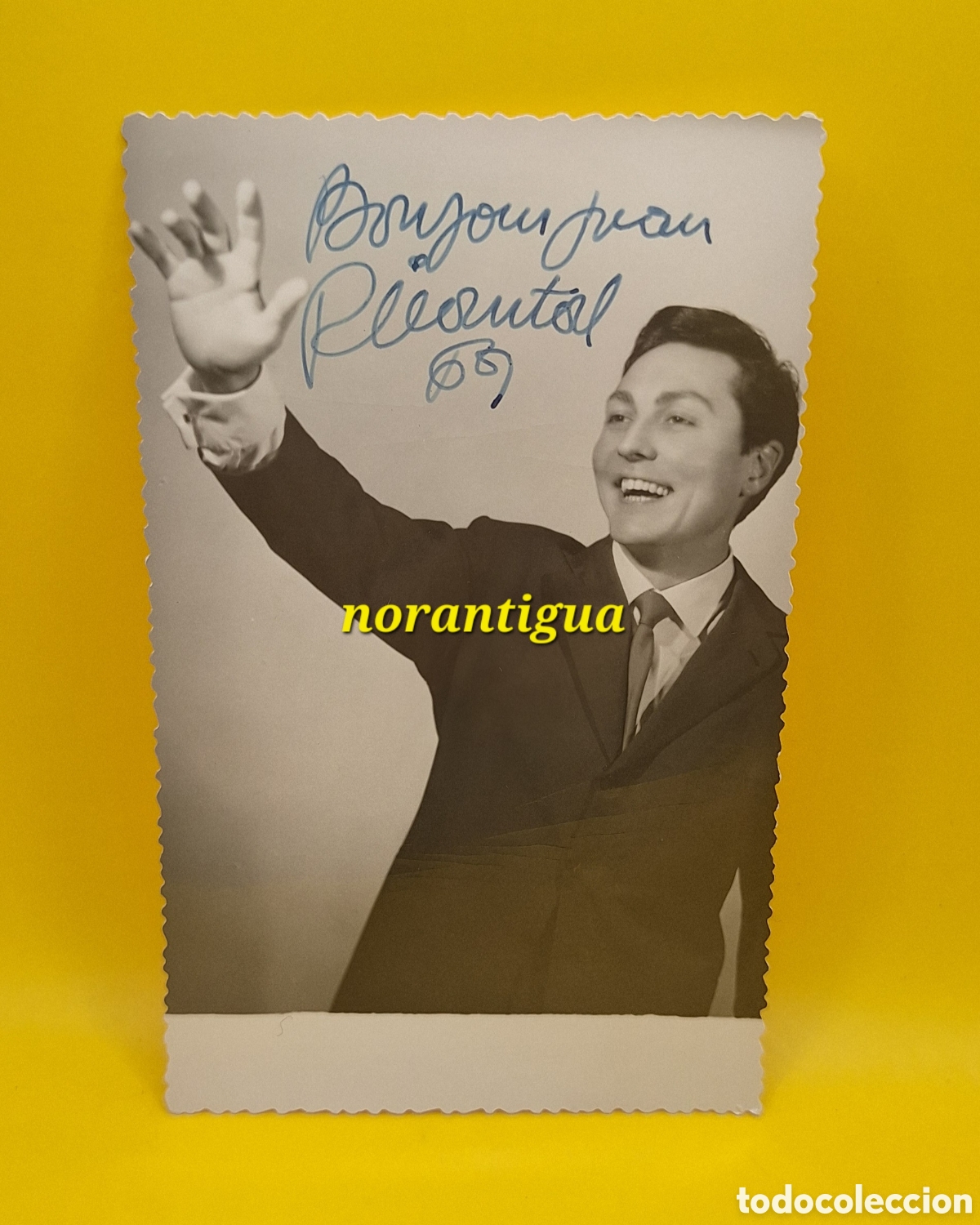 Cine: Fotograf&iacute;a Firmada por Actor o Cantante a Identificar