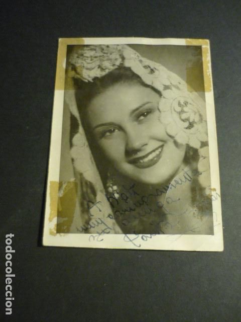 Cine: PACITA TOMAS CANTANTE FOTOGRAFIA CON DEDICATORIA AUTOGRAFO 9 X 12 CM