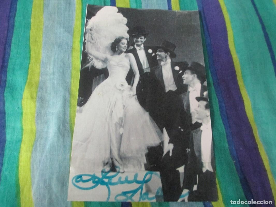 Cine: Antigua foto firmada por Arlene Dahl