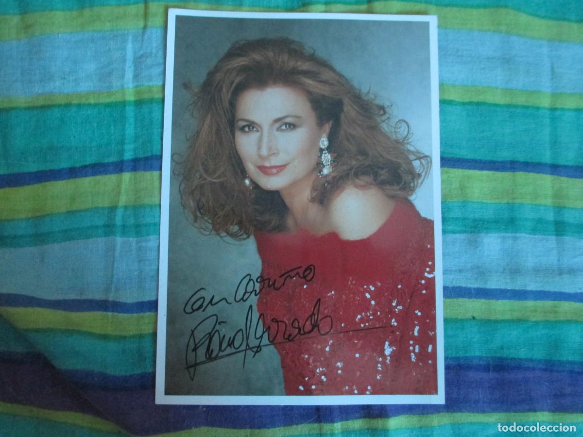 Cine: Foto firmada por Rocio Jurado