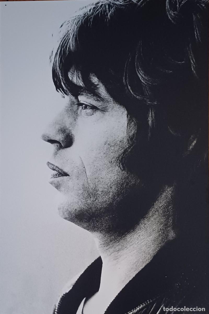 Cine: FOTOGRAFIA DE MICK JAGGER DURANTE UN FOTOSHOP POR EL FOT&Oacute;GRAFO GIJSBERT HANEKROOT ( A&Ntilde;O 1977 )