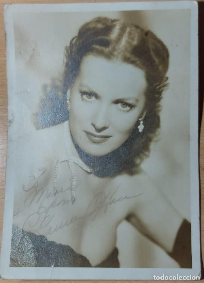 Cine: Maureen O Hara foto 17x13 cm autografiada original firmada en la Epoca dorada de Hollygood 1940/50'
