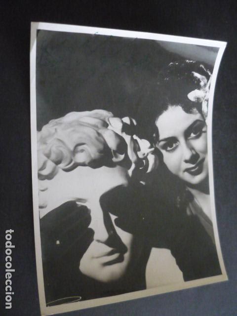 Kino: MARI CARMEN ALVARADO ACTRIZ ANTIGUA FOTOGRAFIA CON FIRMA AUTOGRAFA 18 X 24 CM