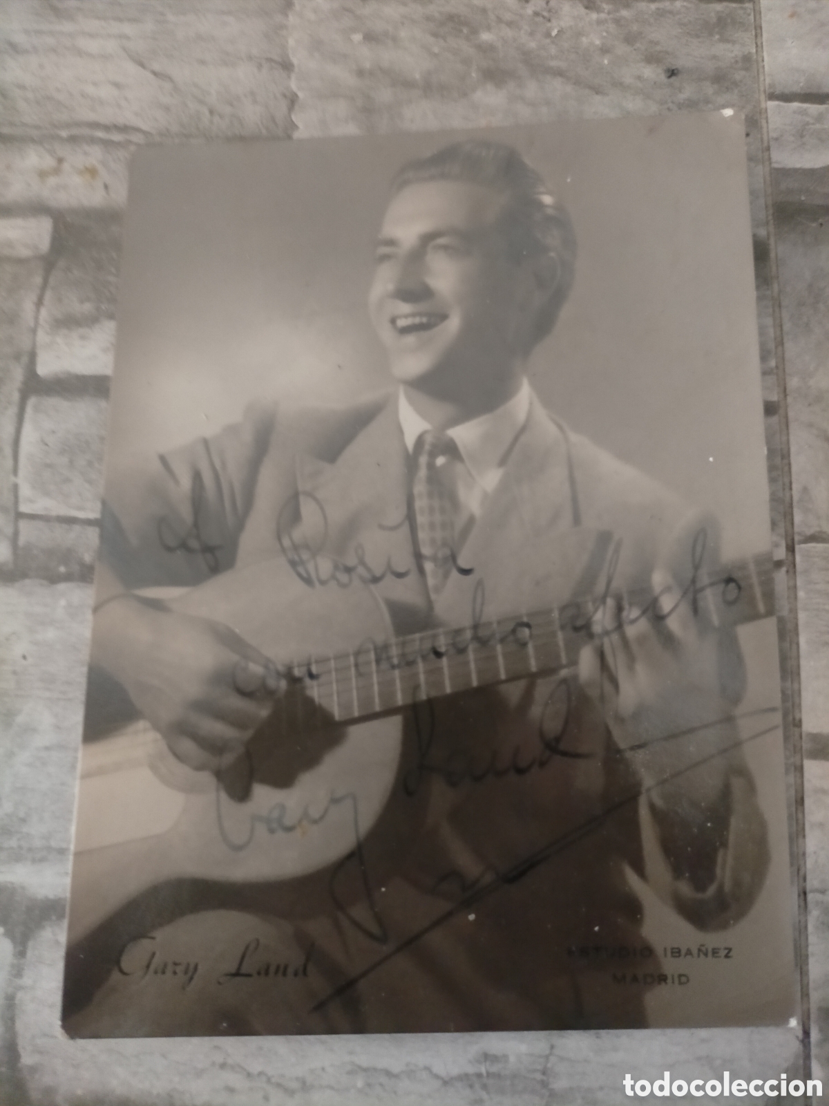 Cine: Aut&oacute;grafo de Gary land cantante actor