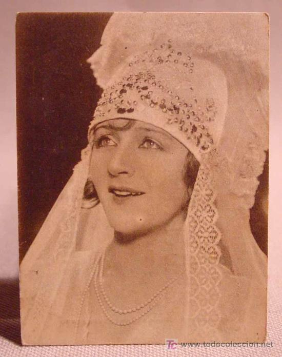 Foglietti di film di film antichi di cinema: LA MARCHA NUPCIAL DE CHOPIN, ( An der sch&ouml;nen blauen Donau), FOTOTIPIA, 9 X 7 cm, 1926 LYA MARA.