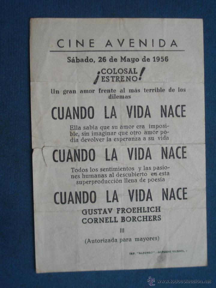 Cine: PROGRAMA DE MANO . CUANDO LA VIDA NACE , CON PUBLICIDAD . - Foto 2