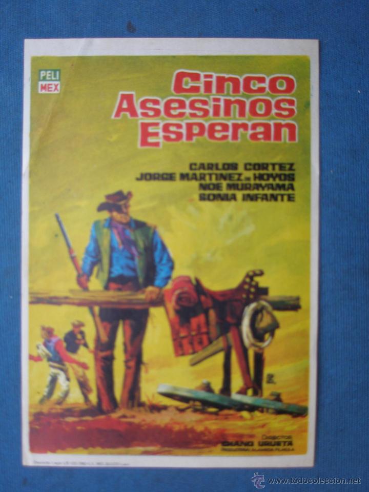 Cine: PROGRAMA DE MANO . CINCO ASESINOS ESPERAN . SIN PUBLICIDAD . - Foto 1