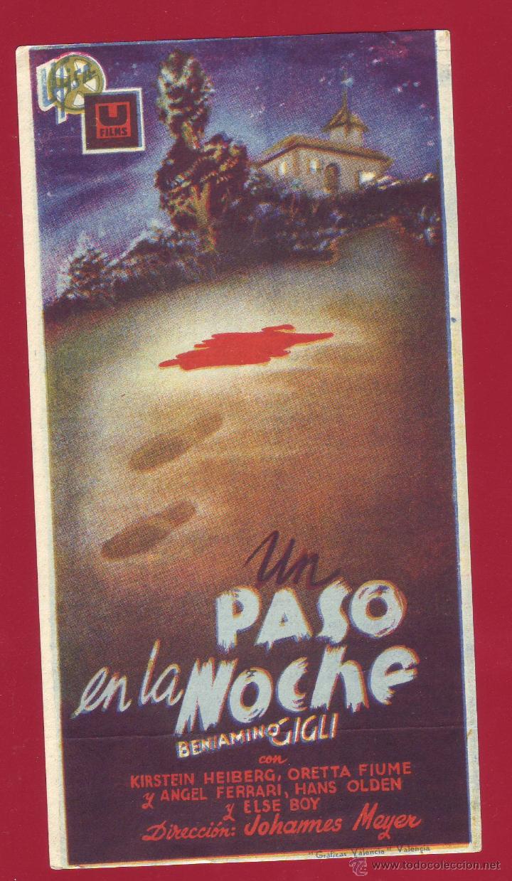 Cine: PROGRAMA DE MANO - UN PASO EN LA NOCHE - Foto 1