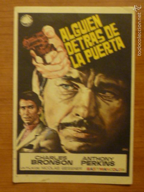 Cine: PROGRAMA DE CINE ALGUIEN DETR&Aacute;S DE LA PUERTA. - Foto 1
